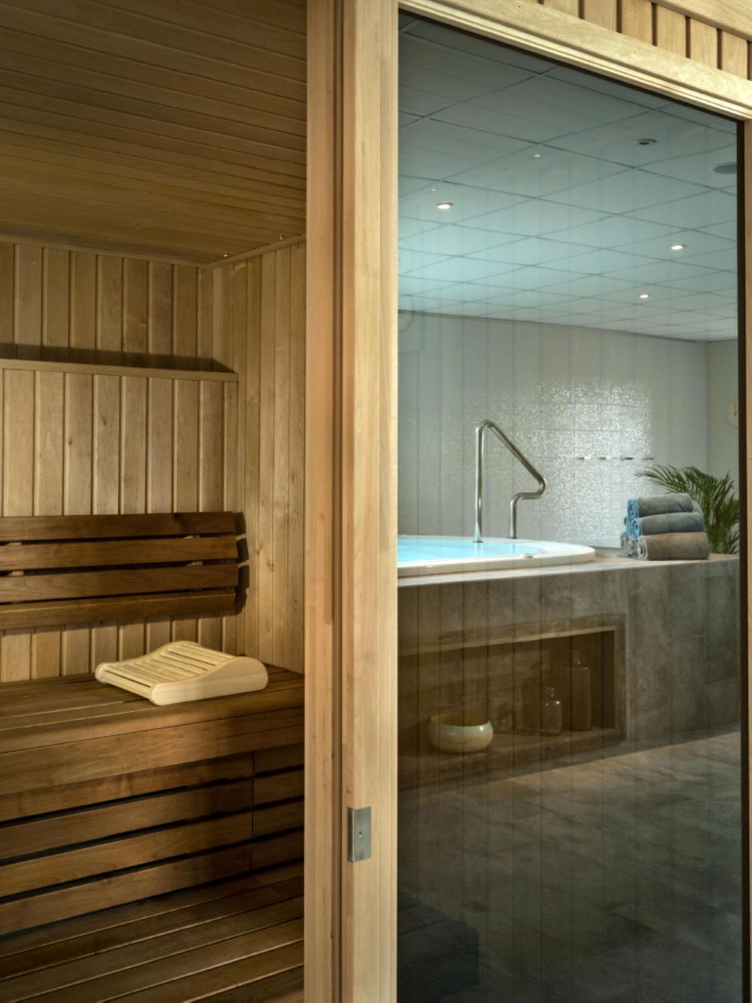 Best Western Hotel De La Cite & Spa Guerande Luaran gambar